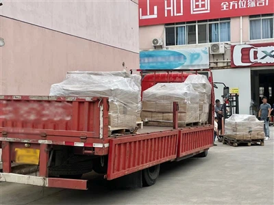 Xiangle sendte en massiv forsendelse på 10,000stk med skrallestropper til tau...